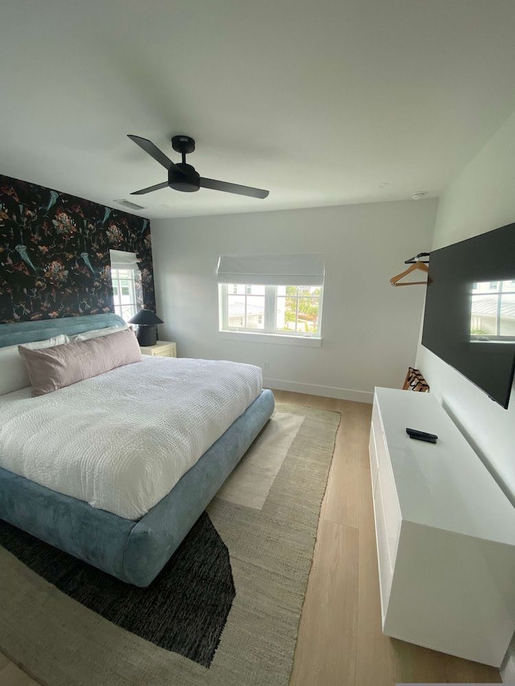 Floralee House in Key West House 6