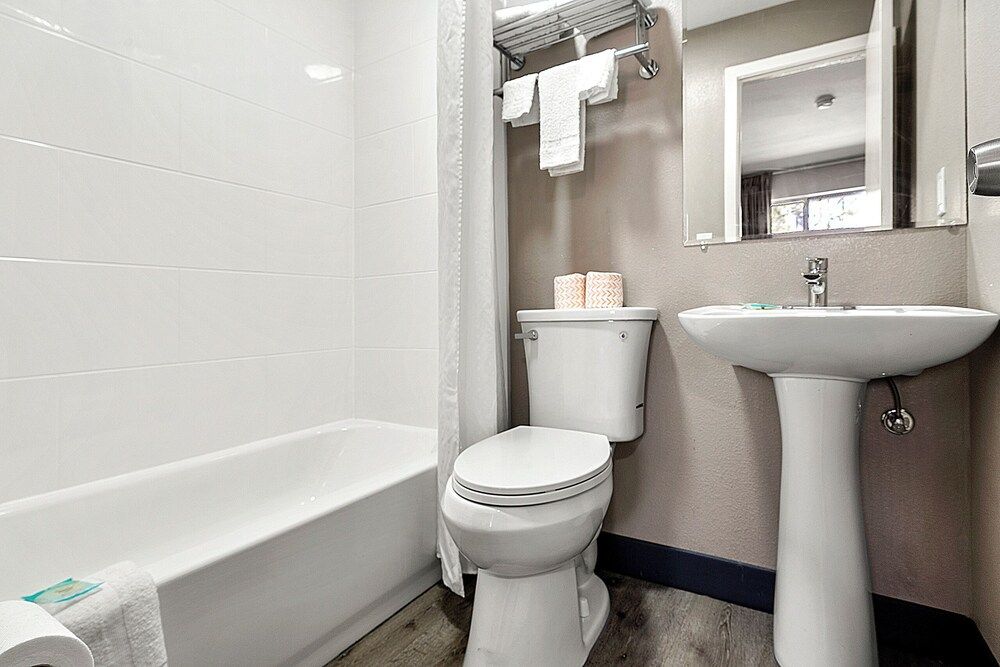 Efficiency Lodge - Douglasville Studio, 1 Queen Bed, Non Smoking 9