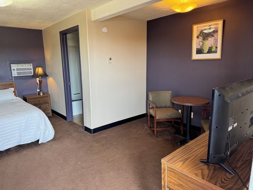 Rustic Lodge Comfort Single Room 10