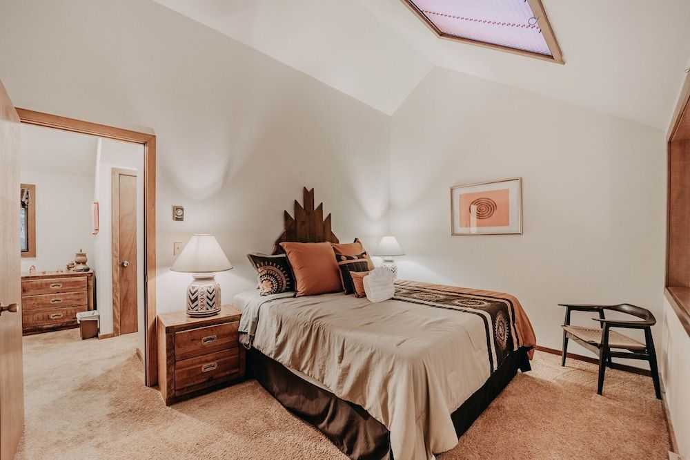 Apartment (2 Bedrooms)