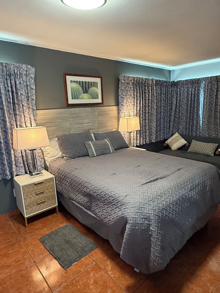 Rawls Motel Deluxe Studio, Balcony 7