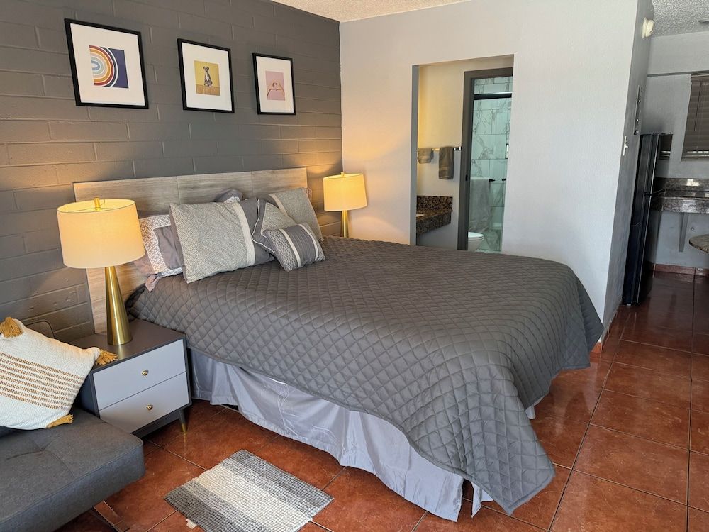 Rawls Motel Deluxe Studio, Balcony