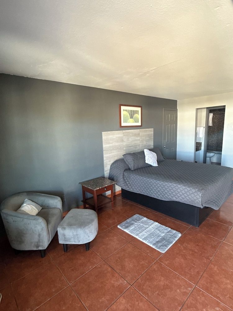 Rawls Motel Deluxe Single Room 4