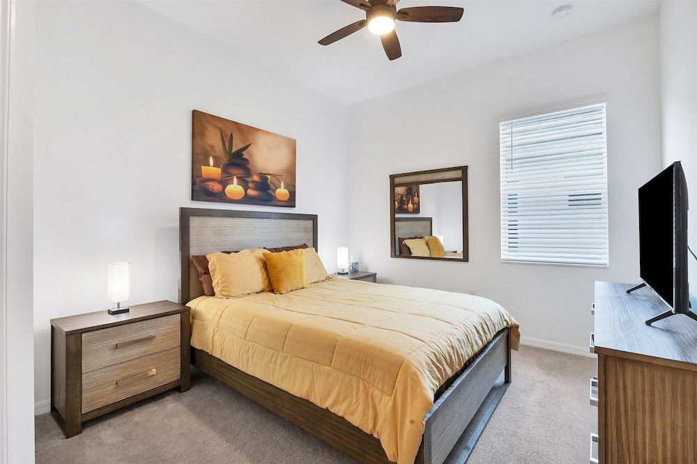 House, Multiple Beds, Pool Access, Golf View (KGC25240)