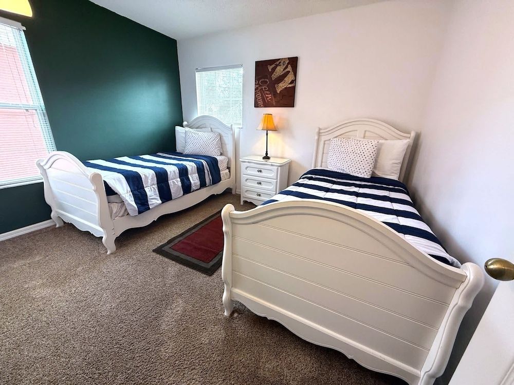 House, Multiple Beds, Pool Access, Pool View