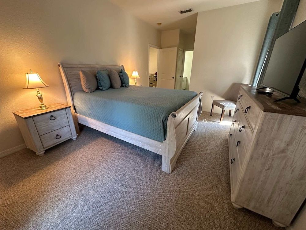 Condo, Multiple Beds, Pool Access, Golf View