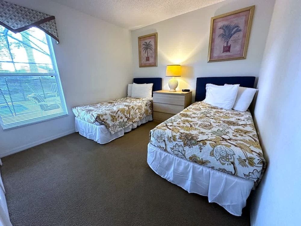 House, Multiple Beds, Pool Access, Pool View