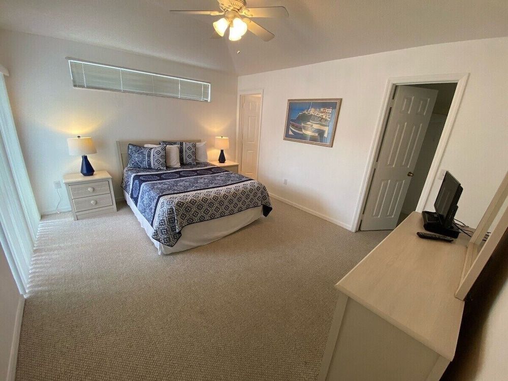 House, Multiple Beds, Pool Access, Pool View