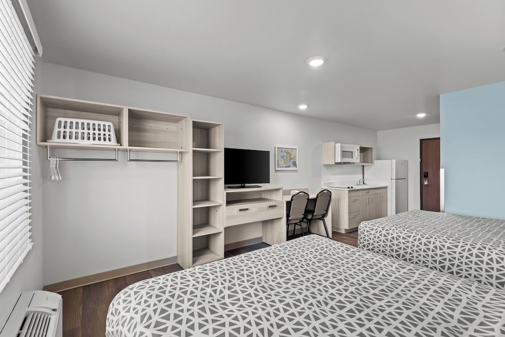 Woodspring Suites Coralville Iowa City Suite, 2 Queen Beds, Non Smoking