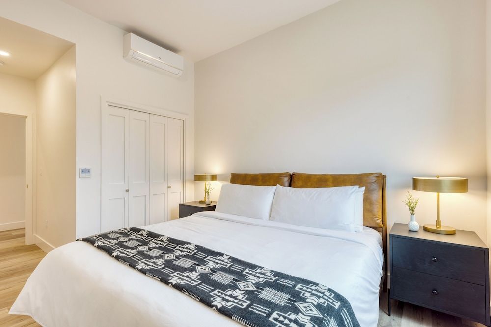 The Aerie Suites by AvantStay – Modern Comfort with Mountain Views Apartment, Patio