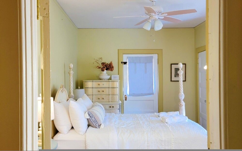 Knoll Shoal Cornwall House 10