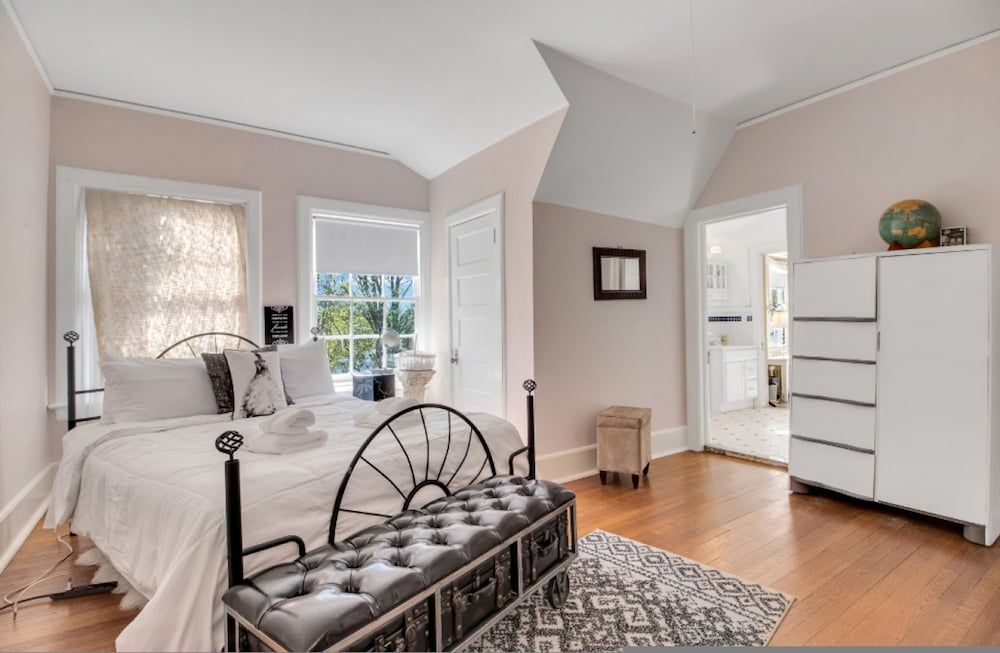 Knoll Shoal Cornwall House 4