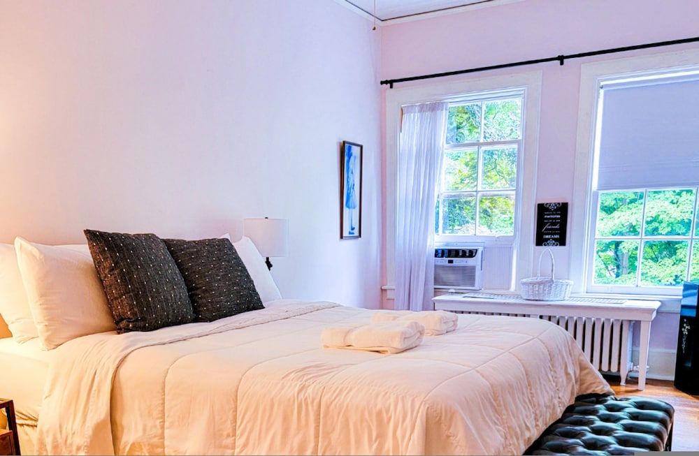 Knoll Shoal Cornwall House 12