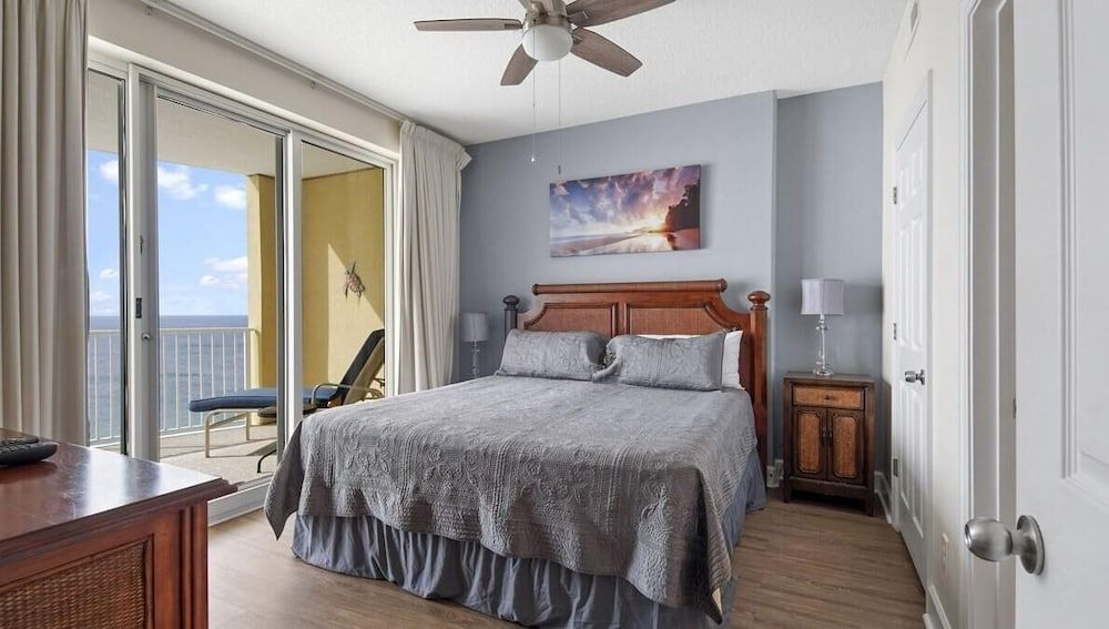 Condo, Multiple Beds (Emerald Isle 2305)