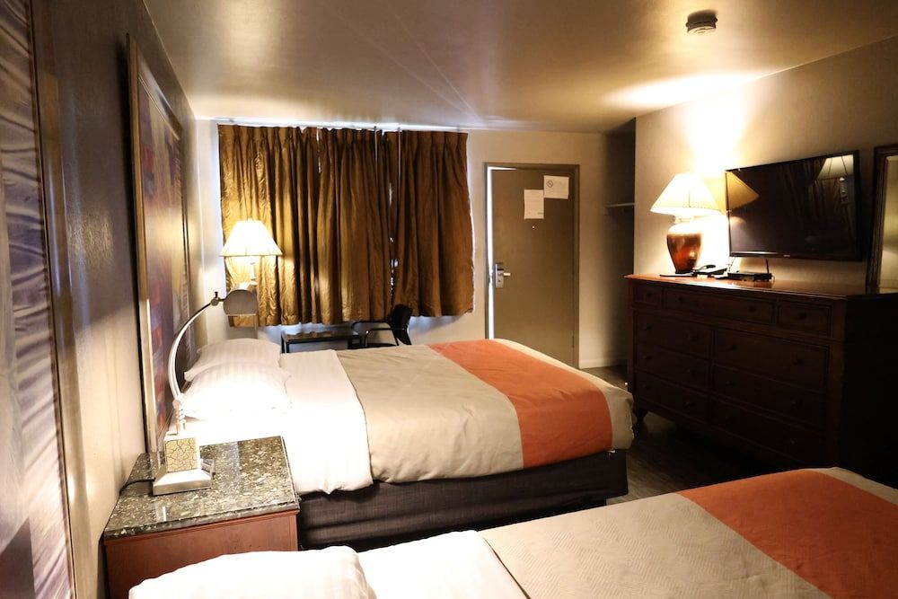 Room, 2 Queen Beds