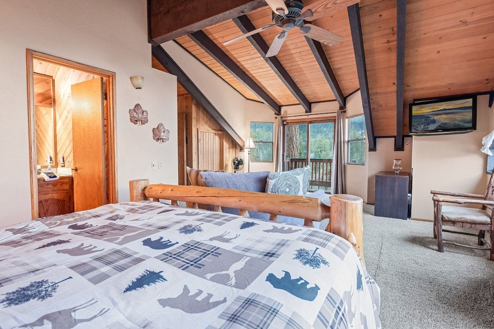 House, Multiple Beds, Patio, Mountain View