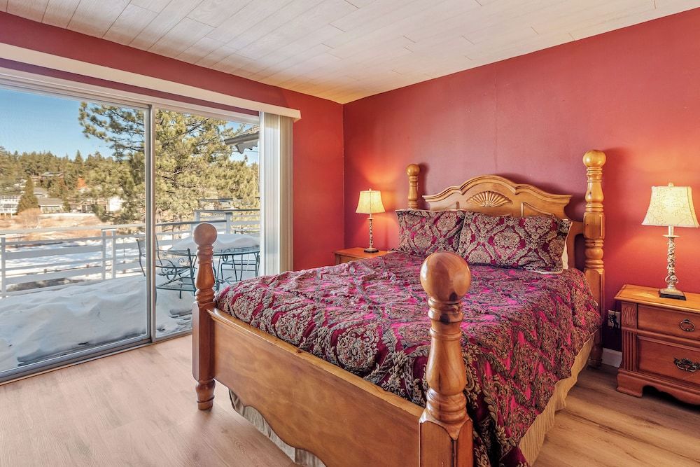 House, Multiple Beds, Patio, Mountain View
