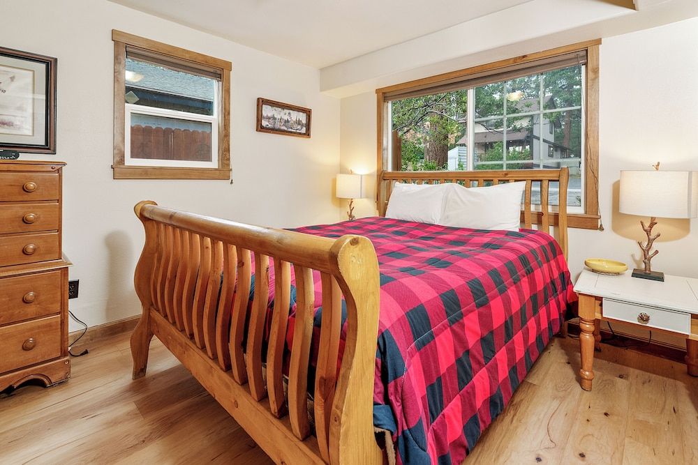 Cabin, Multiple Beds, Patio, Mountain View