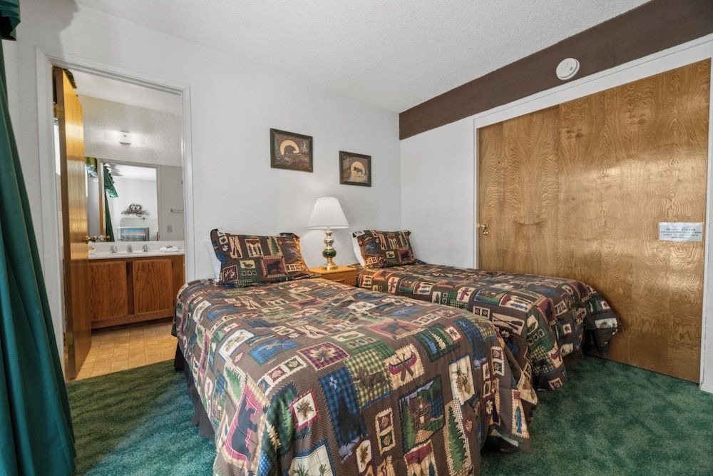 Boulder Bay Chalet Condo
