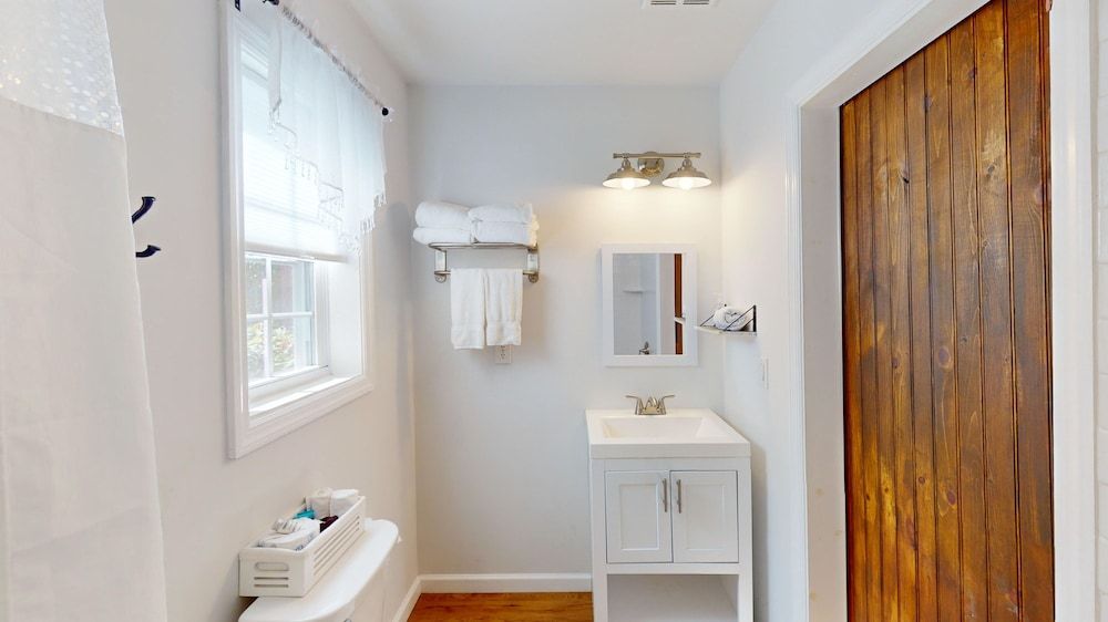 Coastal Estate Starfish Cottage 10