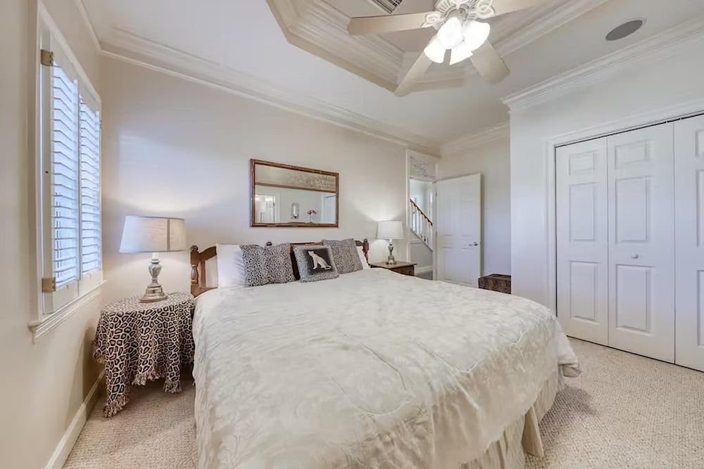 House, Multiple Beds (Sunset Breeze)