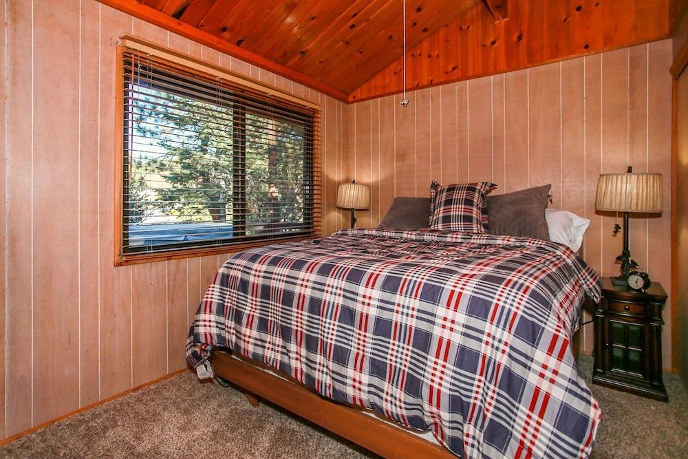 House, Multiple Beds, Patio, Mountain View