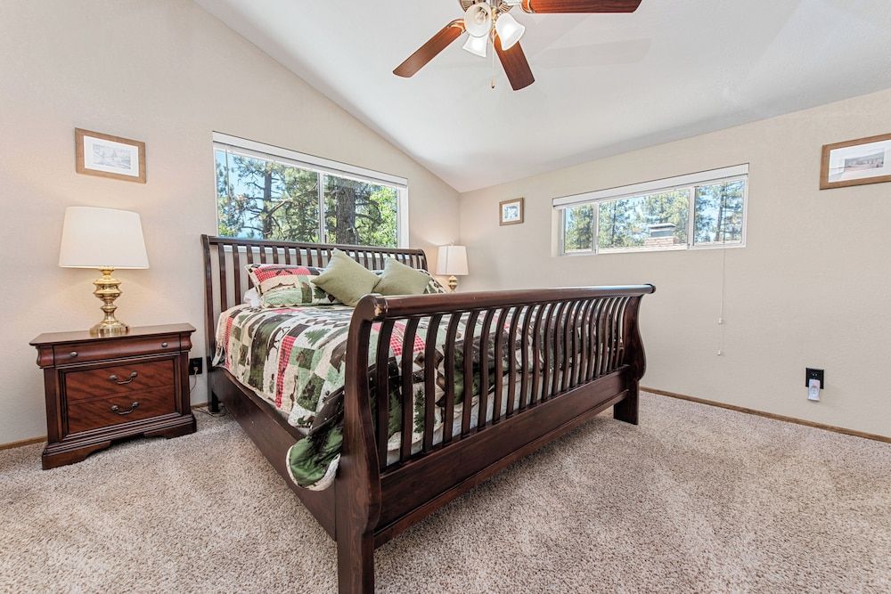 House, Multiple Beds, Hot Tub, Mountain View