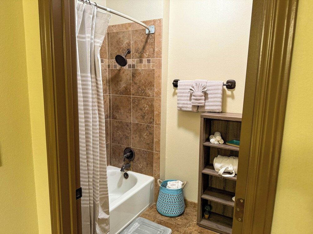 Bliss On The River Double Room, River View 11