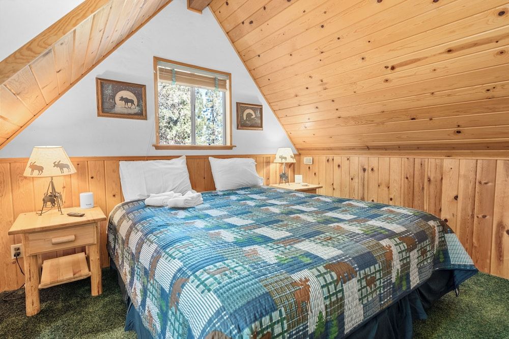 House, Multiple Beds, Hot Tub, Mountain View