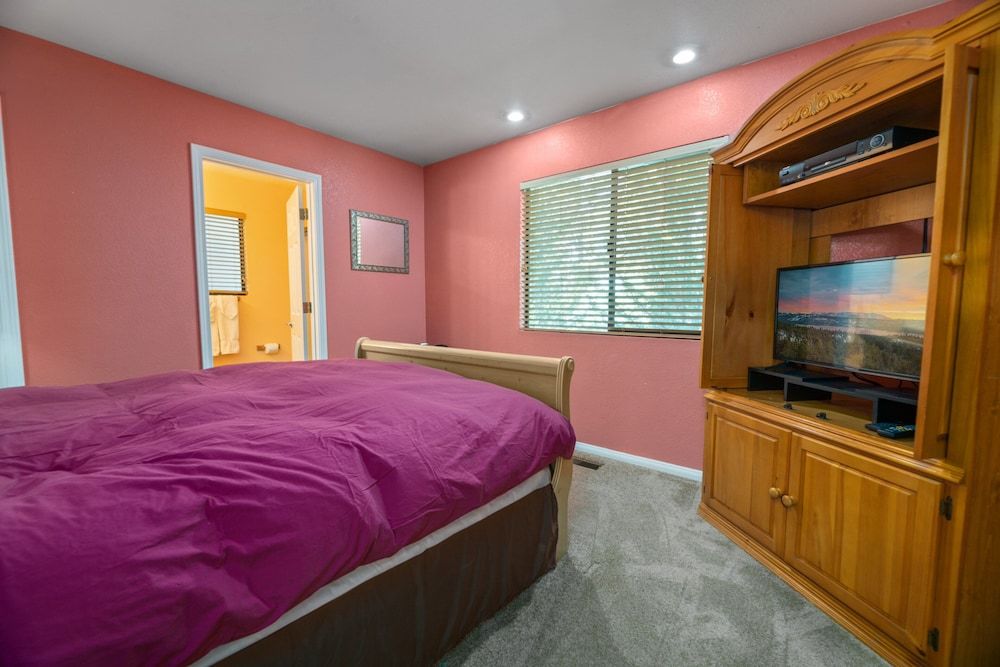Cabin, Multiple Beds, Patio, Mountain View