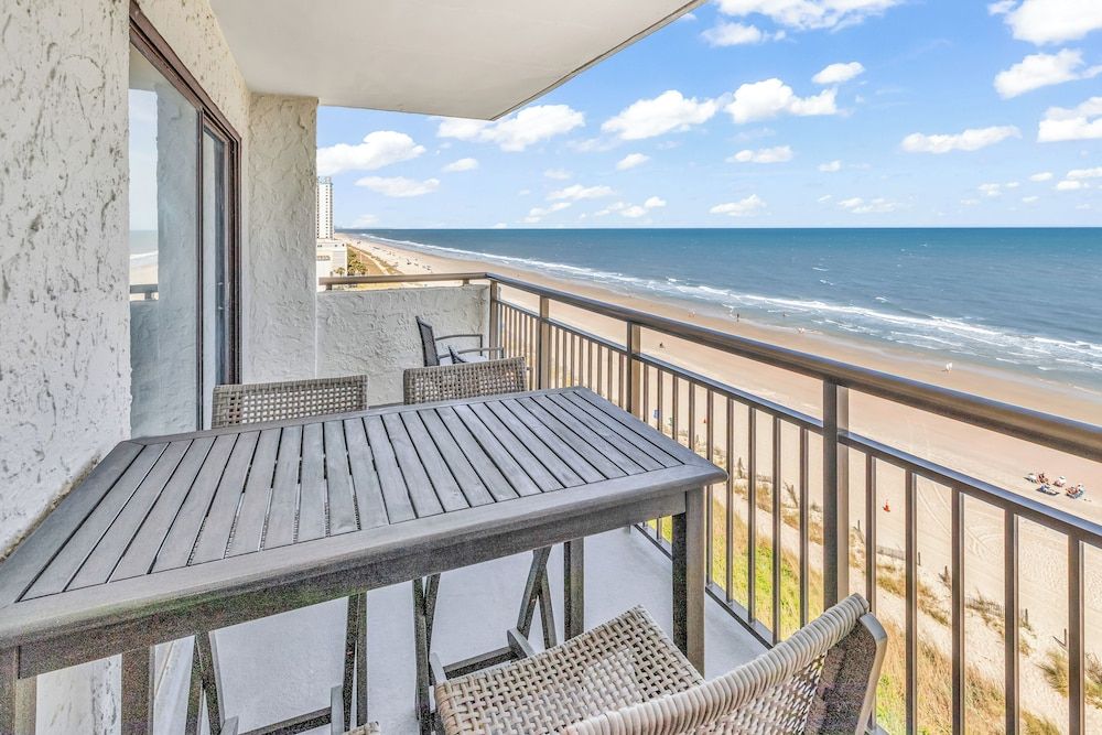 Bluewater Resort Condos Exclusive Condo, 2 Bedrooms, Balcony, Ocean View 10