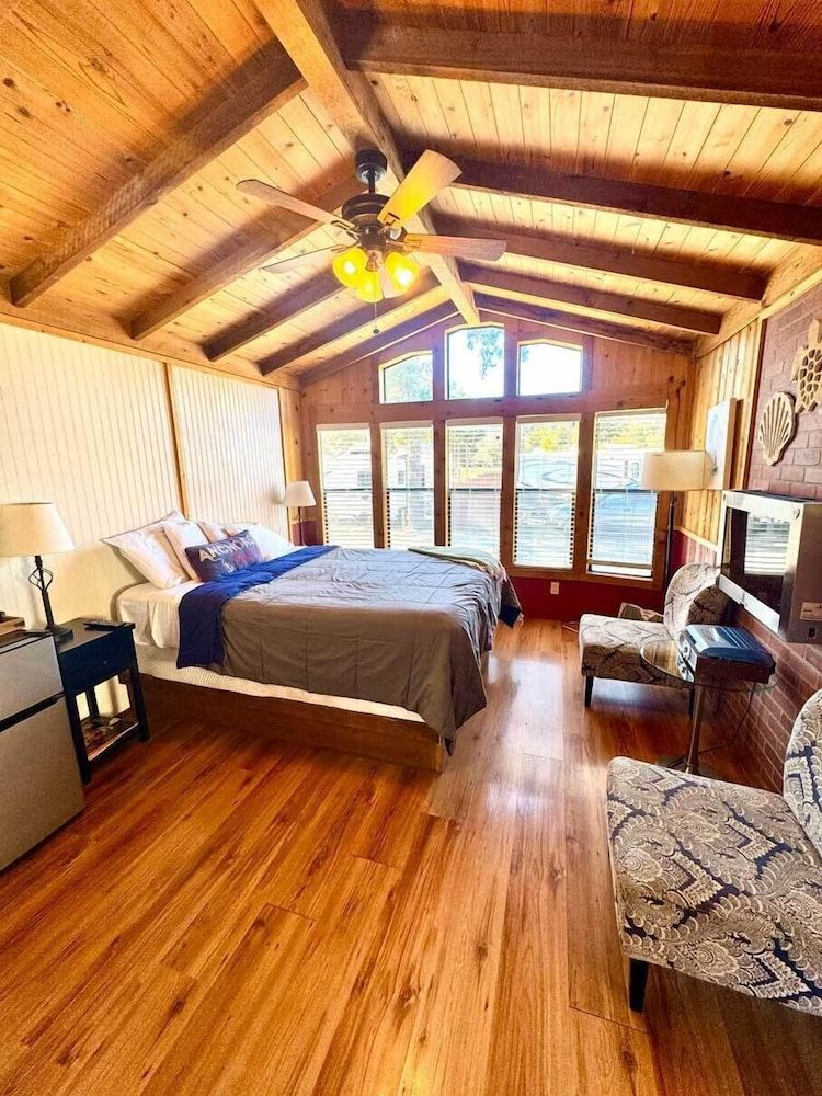 Avila Pismo RV Resort and Campground Studio Cabin Queen