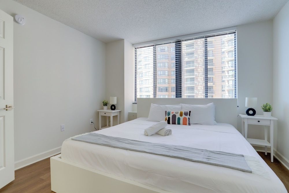 Apartment, Balcony, City View