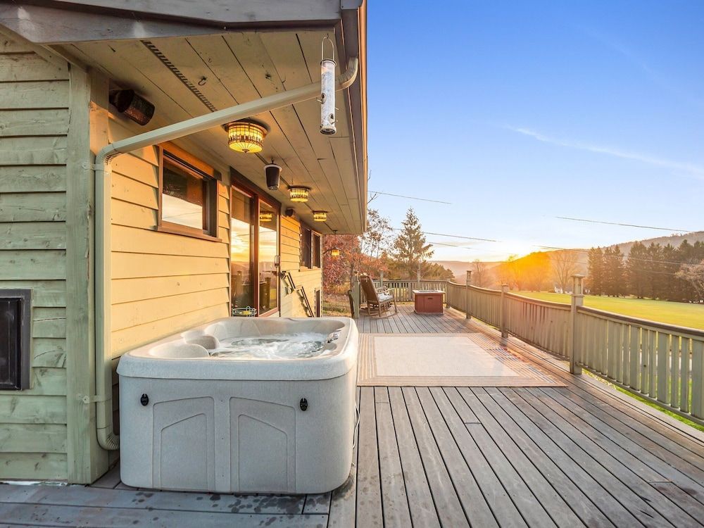 The Eagles Nest Villa, Mountain View 19