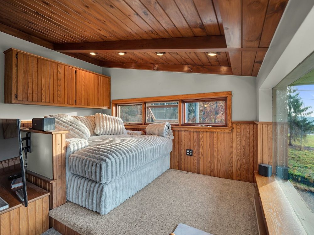 The Eagles Nest Villa, Mountain View 6