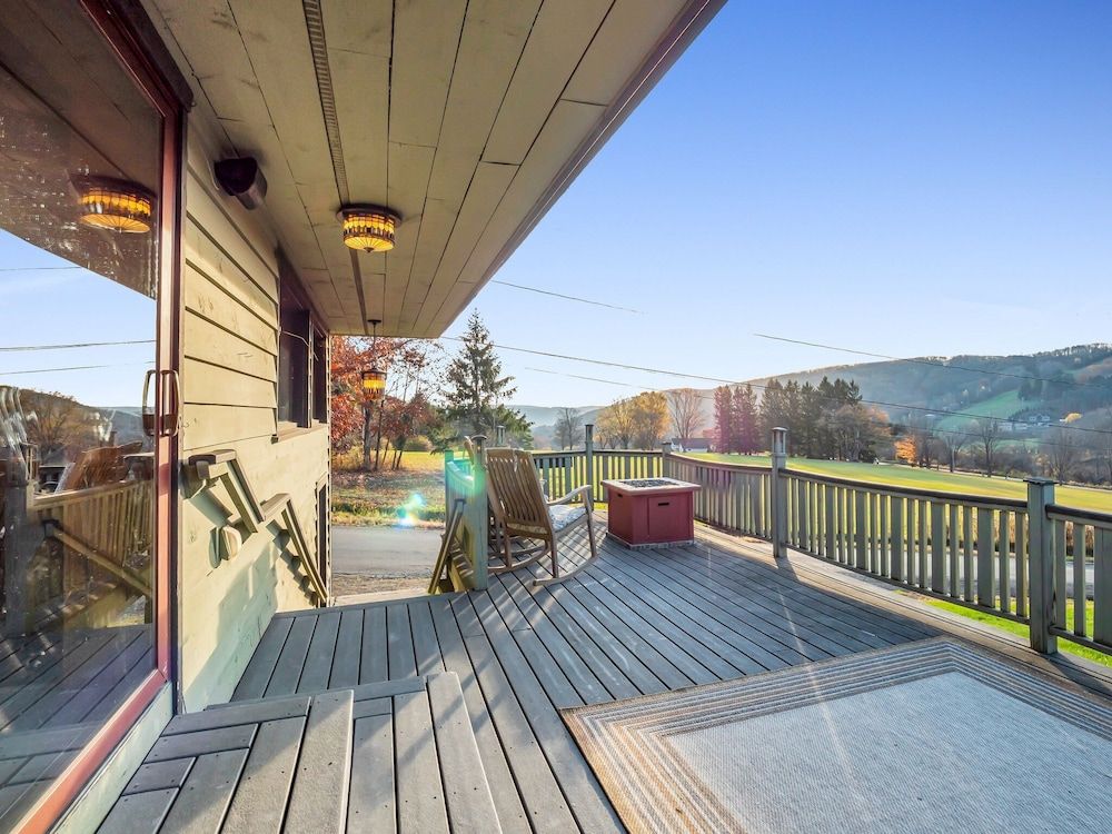 The Eagles Nest Villa, Mountain View 14