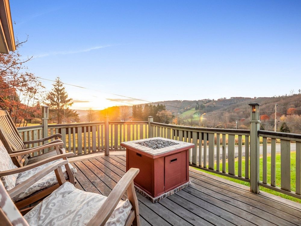 The Eagles Nest Villa, Mountain View 20