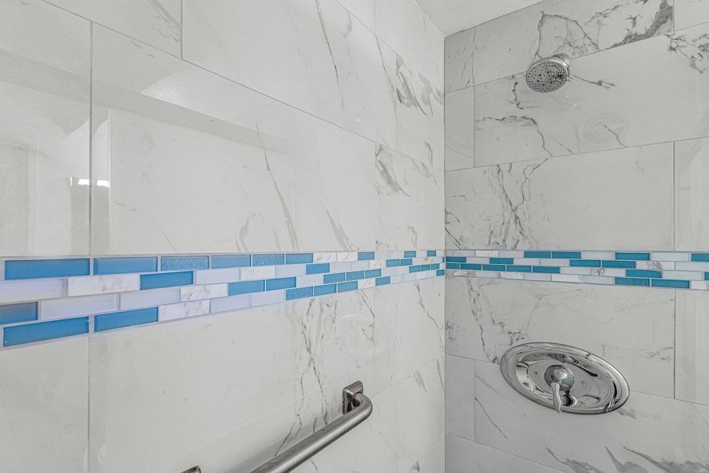 Kihei Ali'i Kai Condos with Free Parking Family Condo, 1 Bedroom, Air conditioning, Partial Ocean View (1005) 12