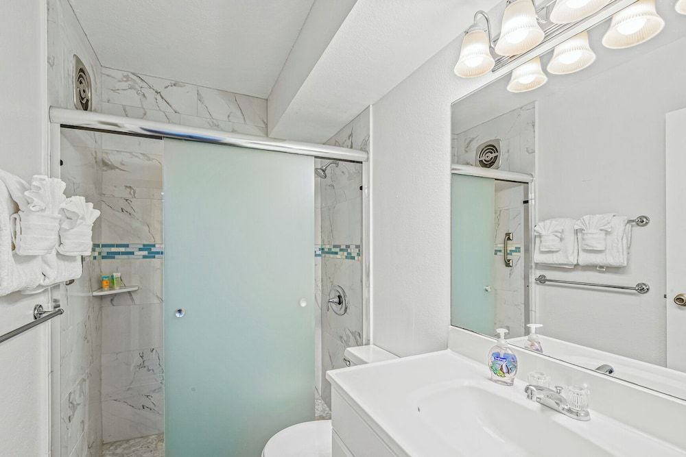 Kihei Ali'i Kai Condos with Free Parking Family Condo, 1 Bedroom, Air conditioning, Partial Ocean View (1005) 10