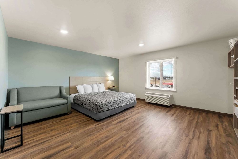 Room, 1 King Bed with Sofa bed, Accessible, Non Smoking