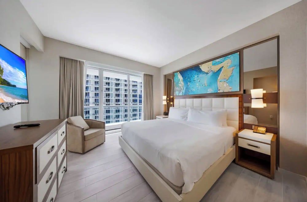 Beachfront Condo Fort Lauderdale Beach Condo, 2 Bedrooms, Kitchen, Ocean View 5