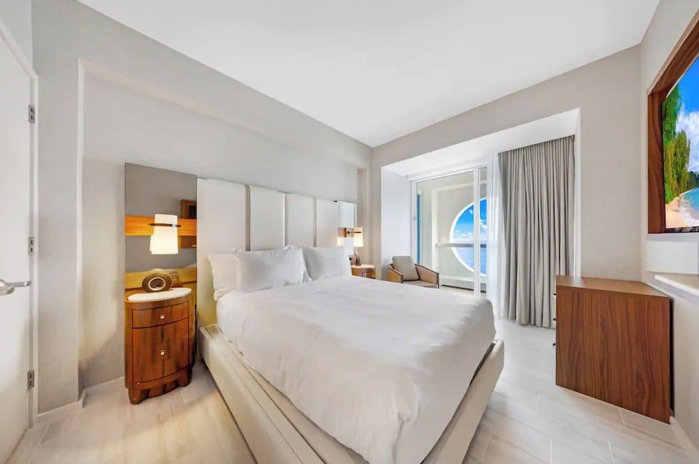 Beachfront Condo Fort Lauderdale Beach Condo, 2 Bedrooms, Kitchen, Ocean View 7