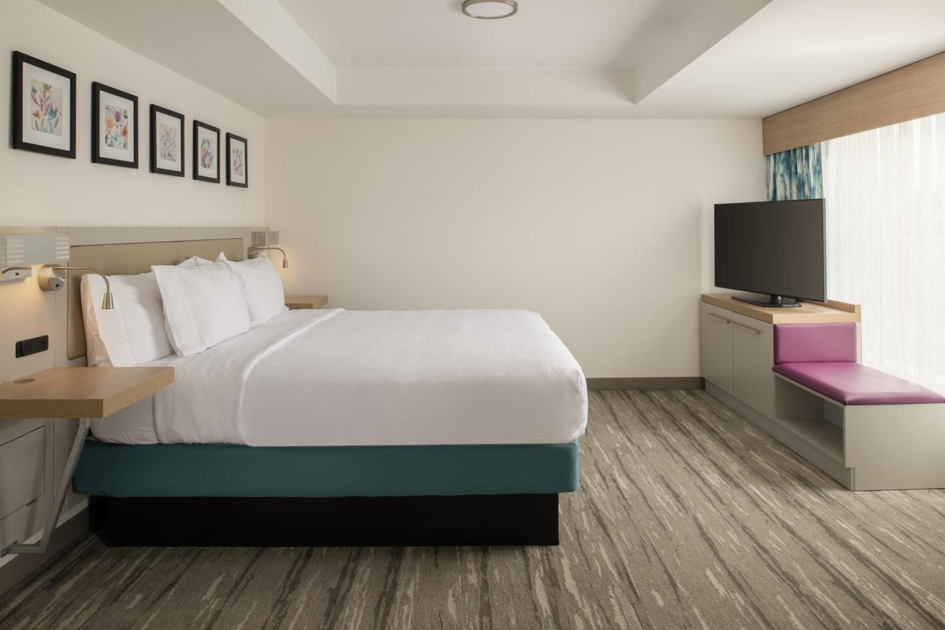 Two-Bedroom King Suite with Two King Beds and Roll-In Shower - Mobility Accessible