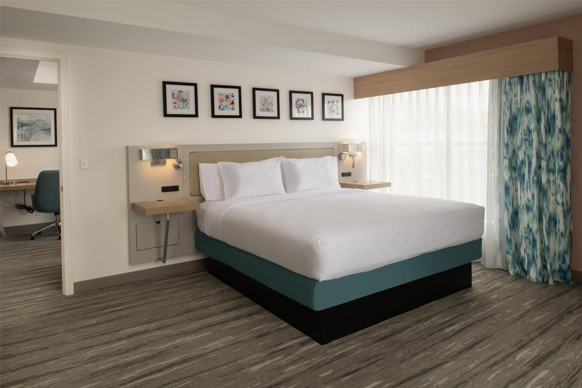 Two-Bedroom King Suite with Two King Beds and Roll-In Shower - Mobility Accessible