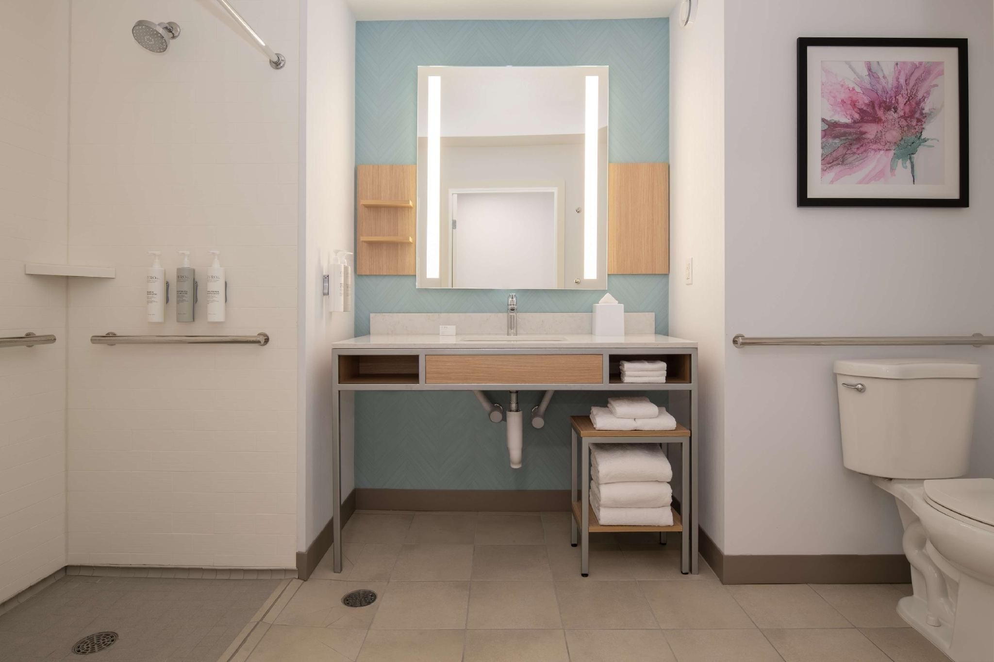 1 KING MOBILITY ACCESSIBLE W/ ROLL IN SHOWER