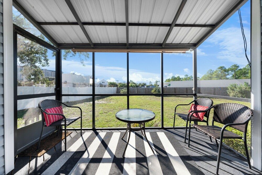 Mariner Lakes 15 Signature Condo, 3 Bedrooms, Fireplace, Lakeside 9