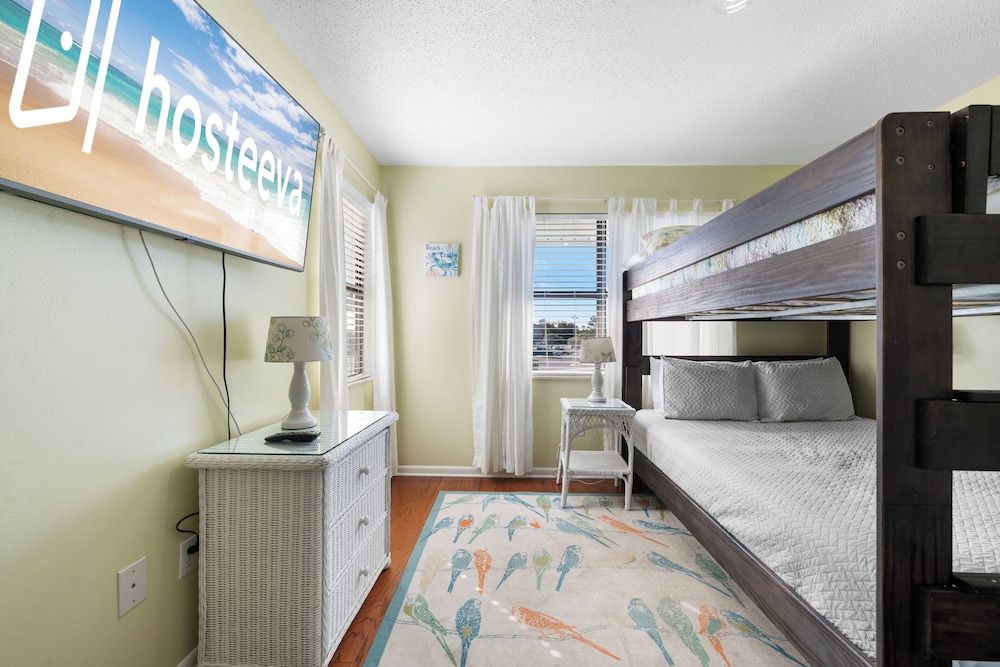 Mariner Lakes 15 Signature Condo, 3 Bedrooms, Fireplace, Lakeside 3