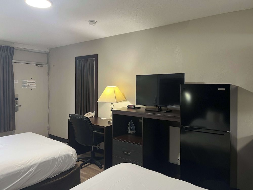 Standard Room, 2 Double Beds, Non Smoking
