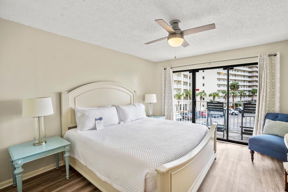 Condo, Multiple Beds (Seaside Beach & Racquet 2303)