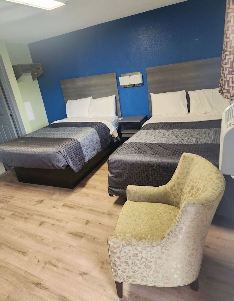 Plaza Motel Double Room, 2 Double Beds, Non Smoking